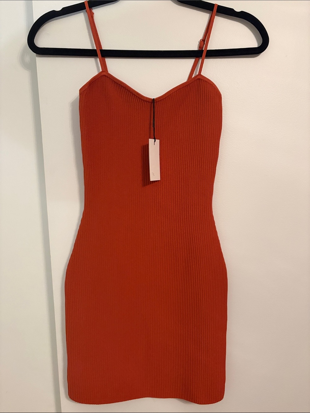 NEW WITH TAGS! Aritiza Sculpt Knit Sweetheart Dress